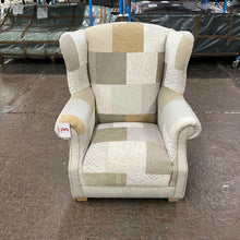 Maxi Wing Chair